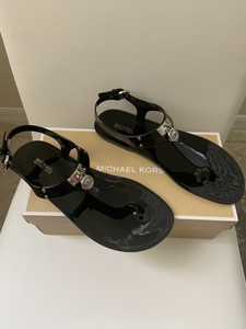 womens black jelly sandals