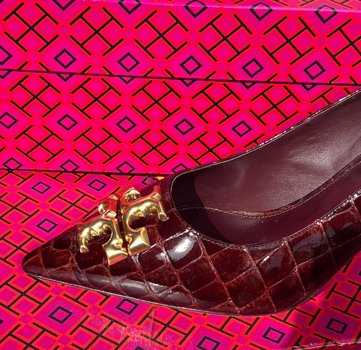Tory Burch Eleanor 65 mm Croc Embossed Leather Pump in Brown