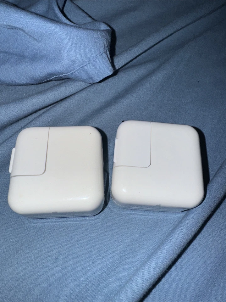 (2)Apple 12W Genuine USB Wall Power Adapter Charger for iPad iPhone Model a1401 - Image 3 of 3