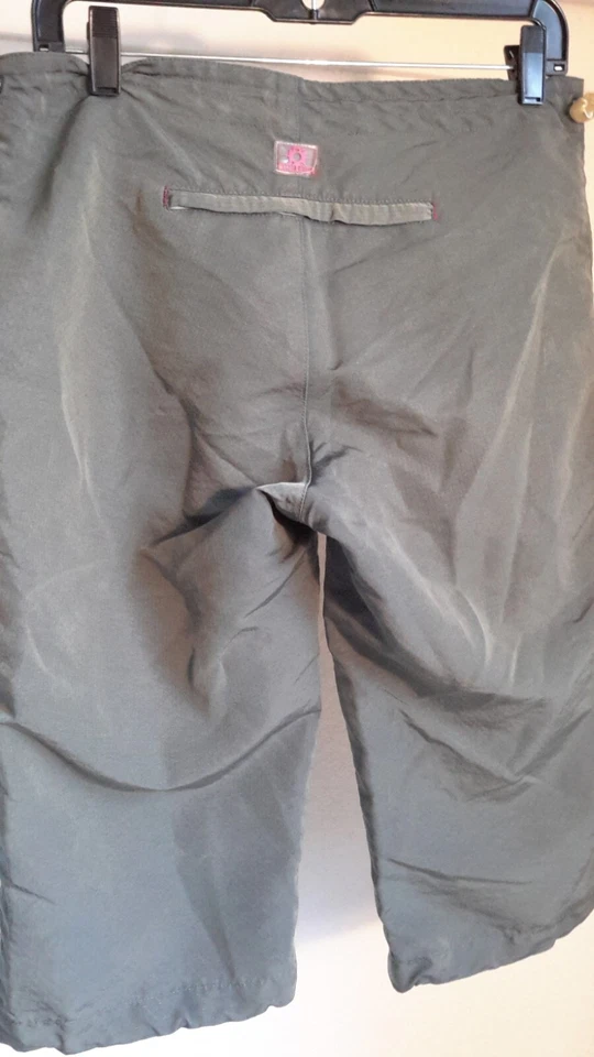 De colección?Aaron Chang Mujer Talla 5 Gris Nylon Bermudas Pantalones Cortos Entrepierna 16" Usado Foto 4 de 4