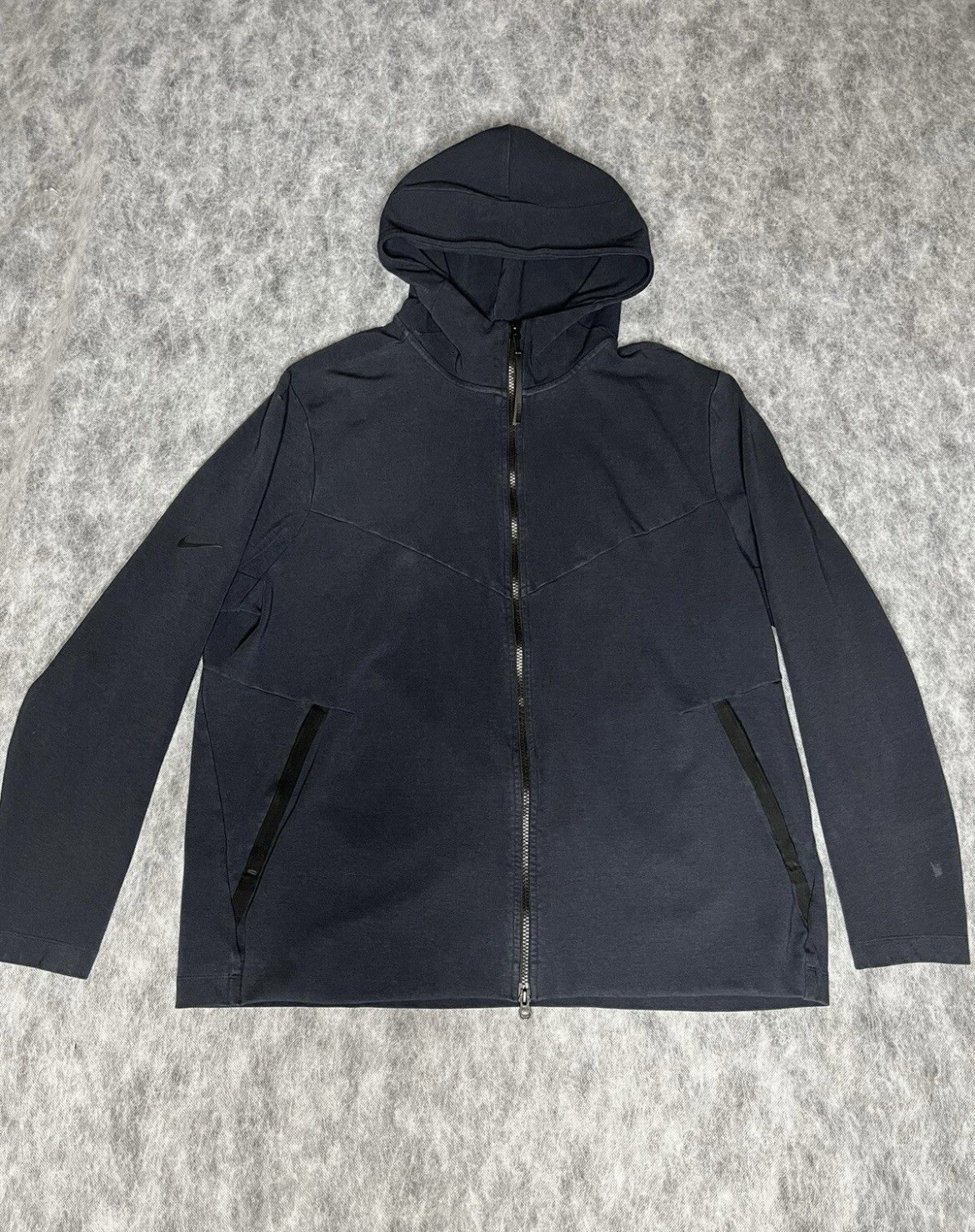 Nike Tech Pack Full Zip Hoodie for Sportswear and Comfort