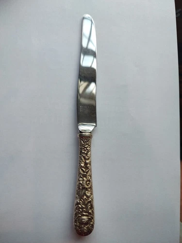S. KIRK & SON REPOUSSE STERLING SILVER DINNER KNIFE 8.75" - Rounded bottom