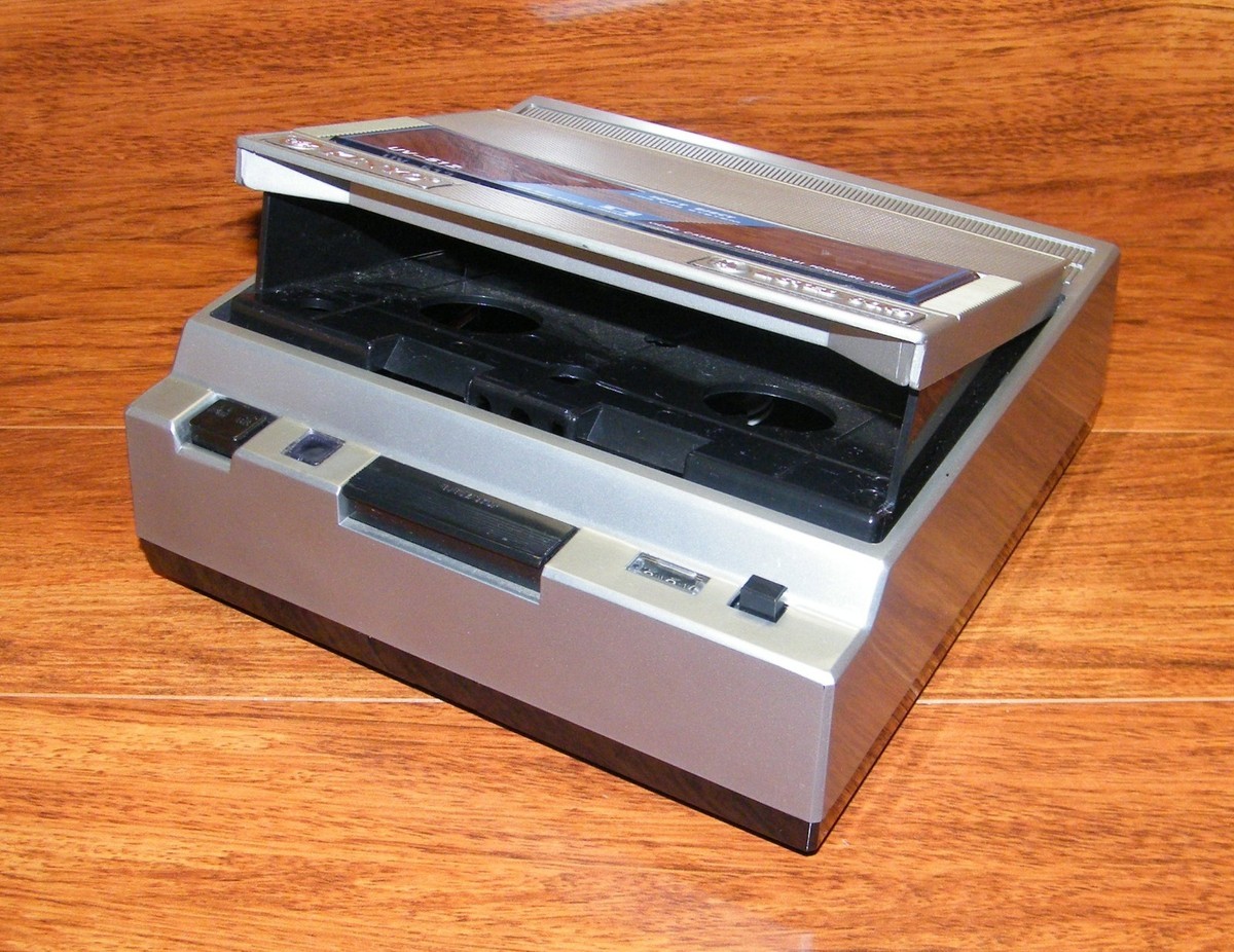 Vintage Kinyo (UV-512) Video Cassette Rewind / Fast Forward Unit w