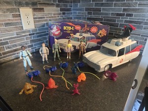 Véhicule Ecto-1 Kenner 1984 - The Real Ghostbusters (SOS Fantômes) - Egon