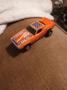 Vintage 1970 Hot Wheels DIXIE CHALLENGER 426 Hemi with Flag Roof - Malaysia