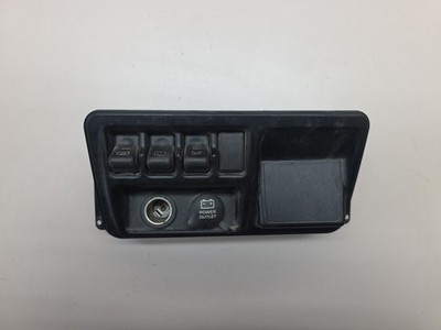 03-06 Jeep Wrangler TJ Power Outlet Defrost Rear Wiper Overdrive Off Trim Bezel
