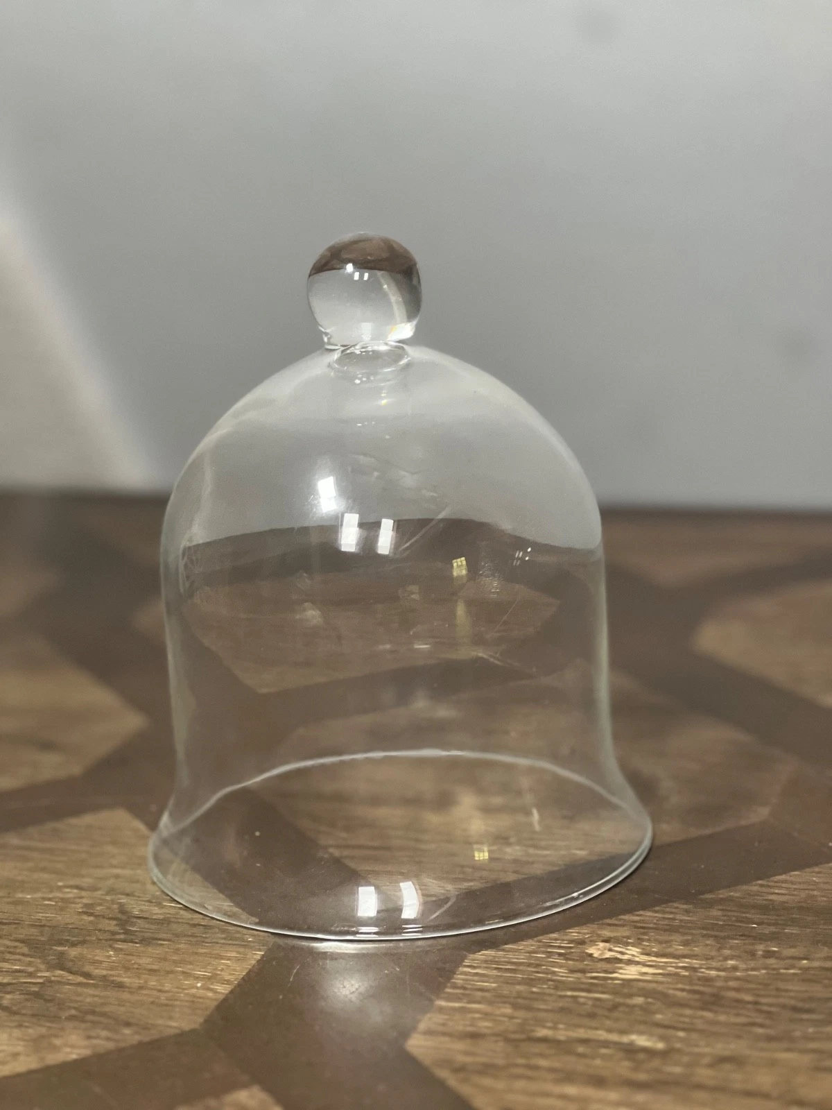 Cloche Blown Glass Top Solid Knob Dome Bell Jar clear Glass display dome
Opens in a new window or ta