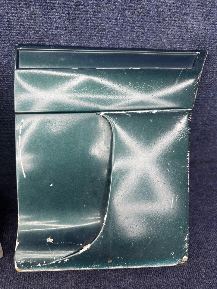 Par de extensión de guardabarros delantero efecto suelo espata Rh LH Ford Mustang GT 87-90 FABRICANTE DE EQUIPOS ORIGINALES Foto 3 de 4