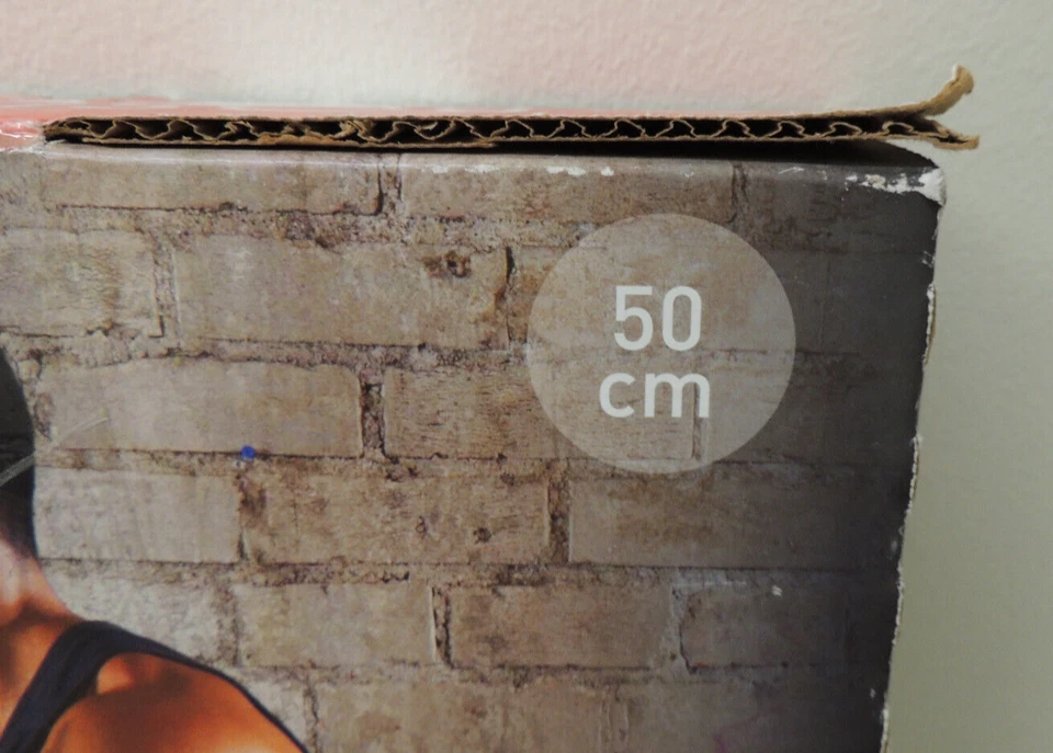 BOSU Sport Balance Trainer, Blue / Black Travel Size 50cm Easy to move & Store - Image 3 of 4