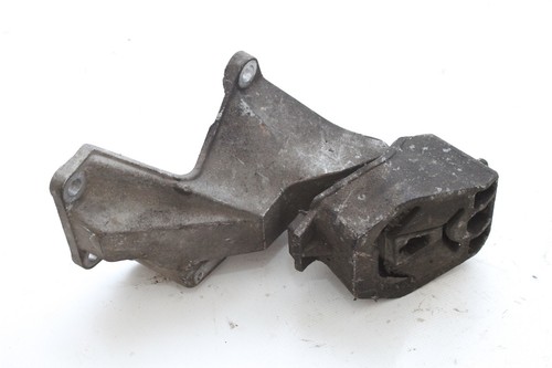 Audi 100 C4 Avant Halter 4A0399113D Getriebehalter Automatikgetriebe