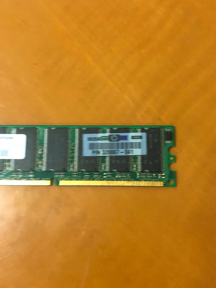 Micron MT8VDDT3264AG-40BG5 256MB PC3200 400MHz DDR CL3 P/N 326667-041 Memory RAM - Image 2 of 4