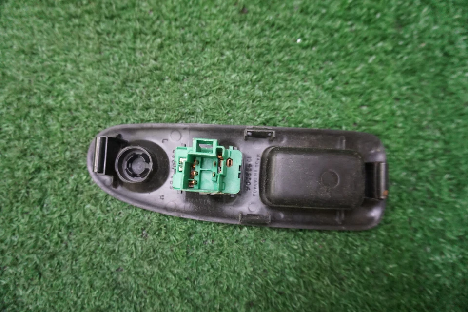 Interruptor de ventana trasero izquierdo Oldsmobile Silhouette 1997 1998 1999 00 OEM 10416106 Foto 4 de 4