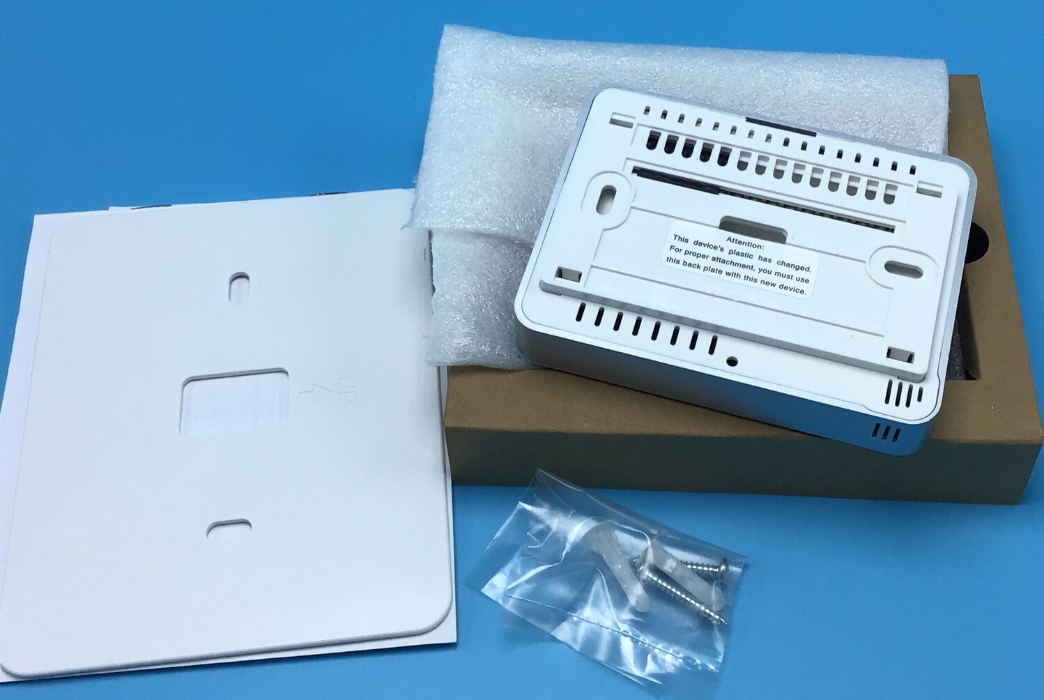 New Lennox Programmable Touchscreen Thermostat CS5500 ComfortSense 5500