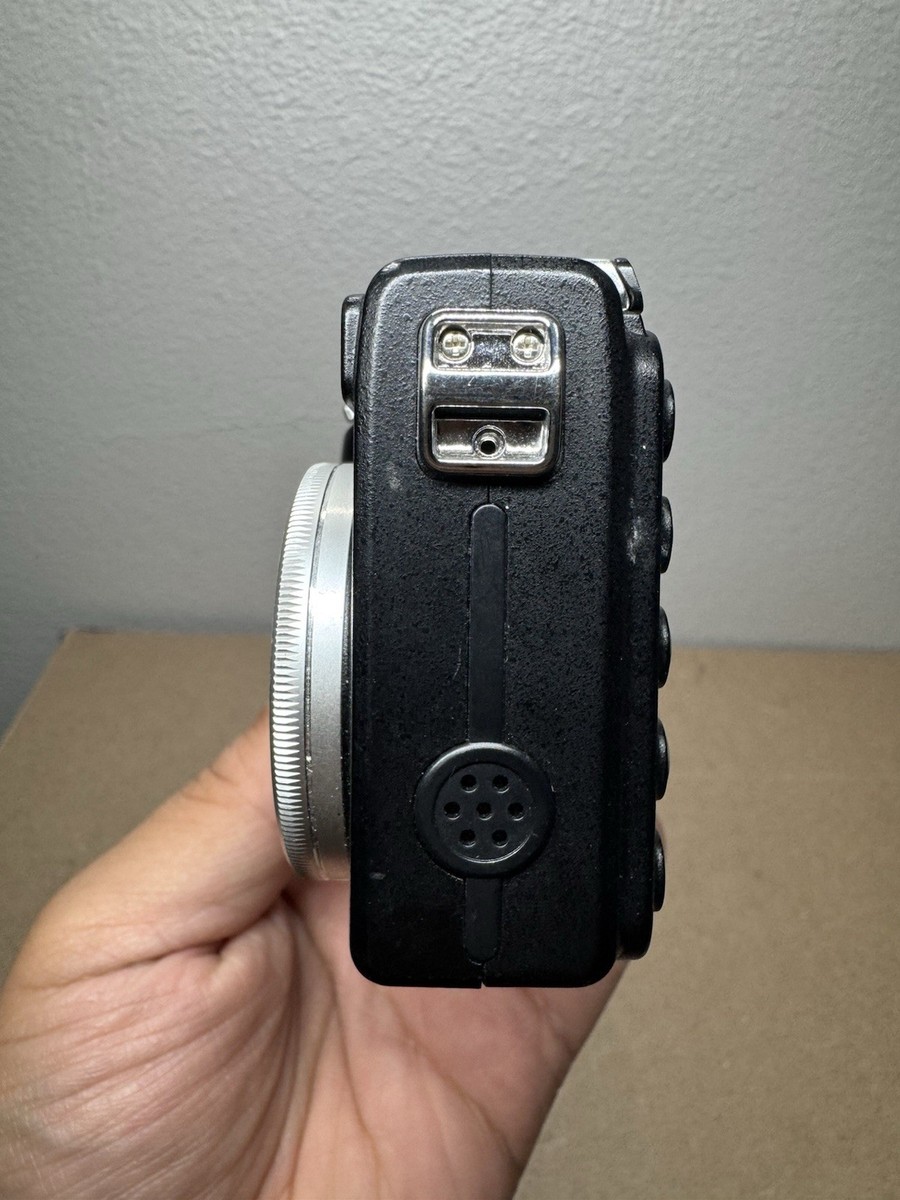 [極美品]Nikon COOLPIX P5000 デジタルカメラ Nikon COOLPIX P5000 10.0MP Digital Camera - Black for sale