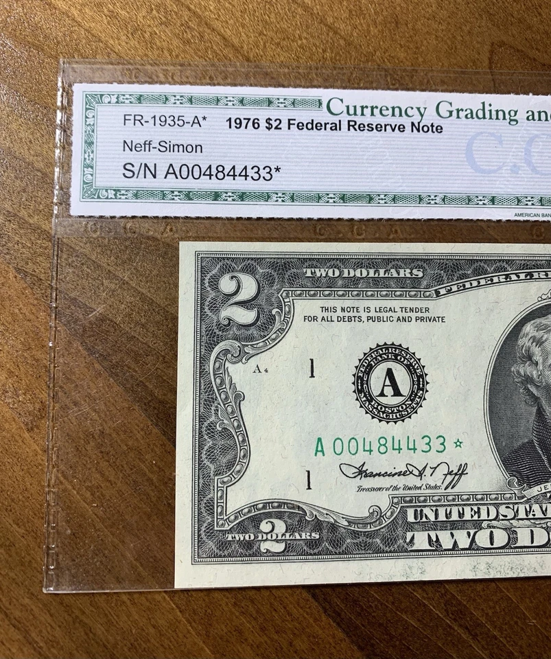 1976 $2 Low Serial Number Star Note Gem Uncirculated 65 Consecutive Lot Of 2 - Image 3 of 4