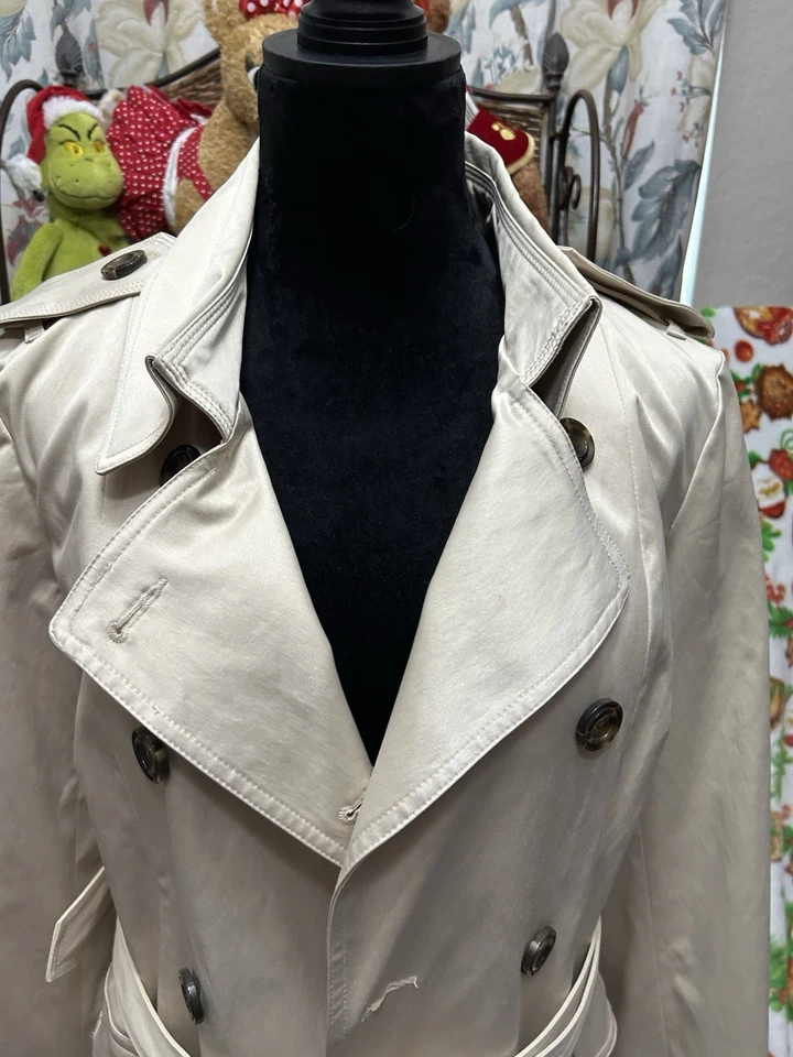 Gabardina clásica para mujer Joan Rivers talla M--color beige Foto 3 de 4