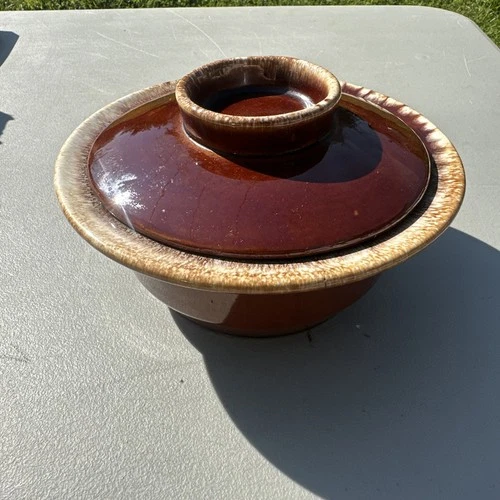 VTG Hull Pottery Bean Pot with Lid Oven Proof USA Brown Drip Glaze See Pics Read