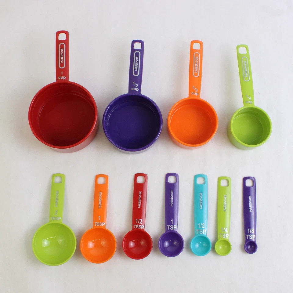 Mischia Di 11 Tazze E Cucchiai Misuratori Farberware Multicolore - Immagine 3 di 4
