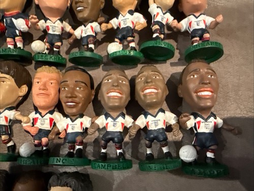 Corinthian Football Figures x21 England Team Rare Figures + Pro Stars - Picture 5 of 16