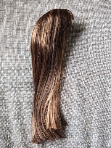 Perruque Truly Me 122 D cheveux marron foncé reflets Bangs poupée American Girl personnalisée
