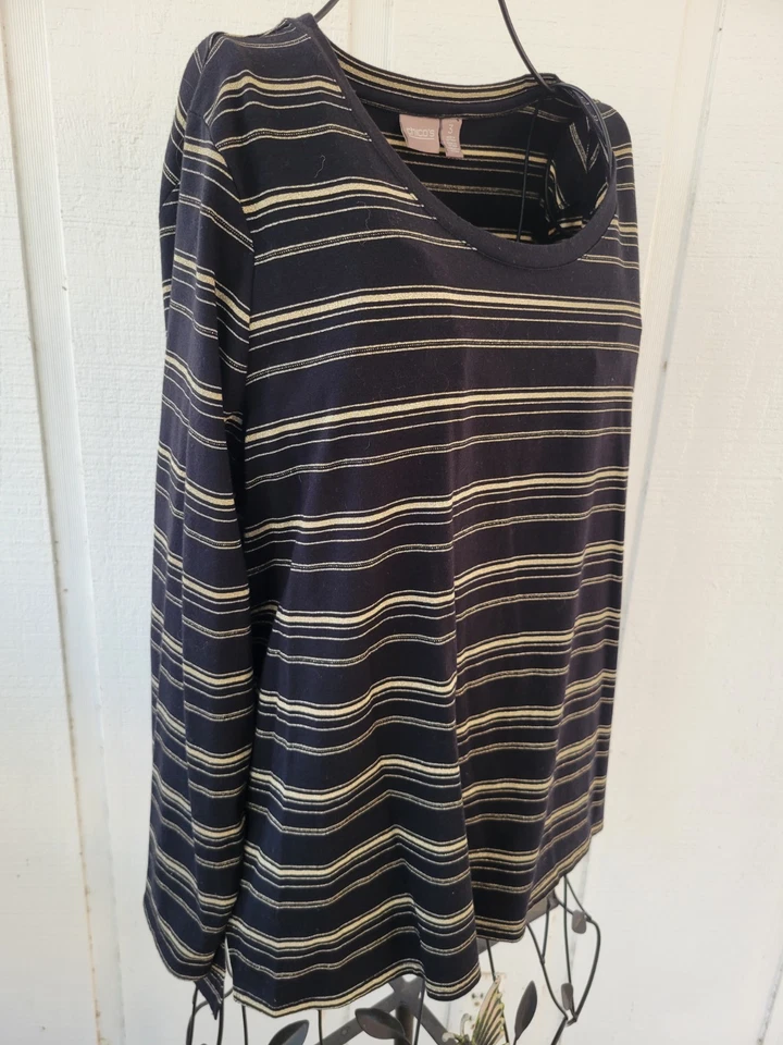 Blusa feminina Chicos tamanho 3 manga longa listrada malha elástica metálica GG preta dourada - Imagem 3 de 4