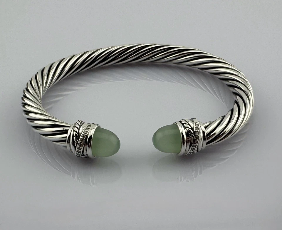 David Yurman Calcedônia 7mm Prata Esterlina Pulseira de Cabo Cruzado Tamanho Médio - Imagem 3 de 4