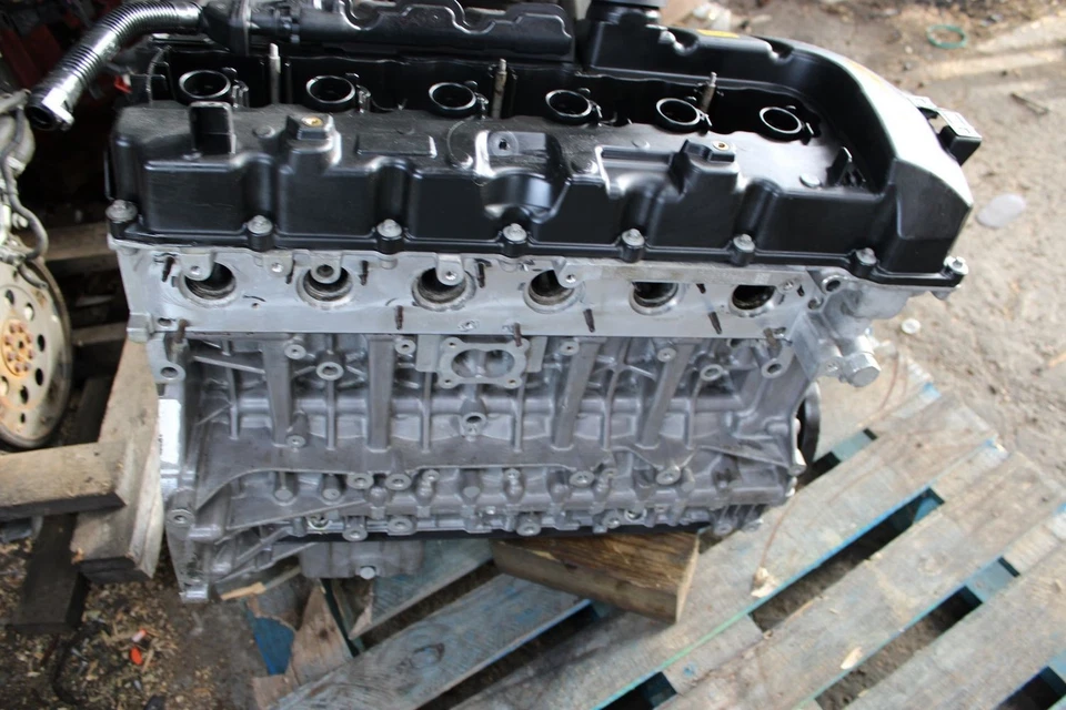 09 10 11 12 13 14 15 16 BMW Z4 Conjunto motor/motor Foto 3 de 4