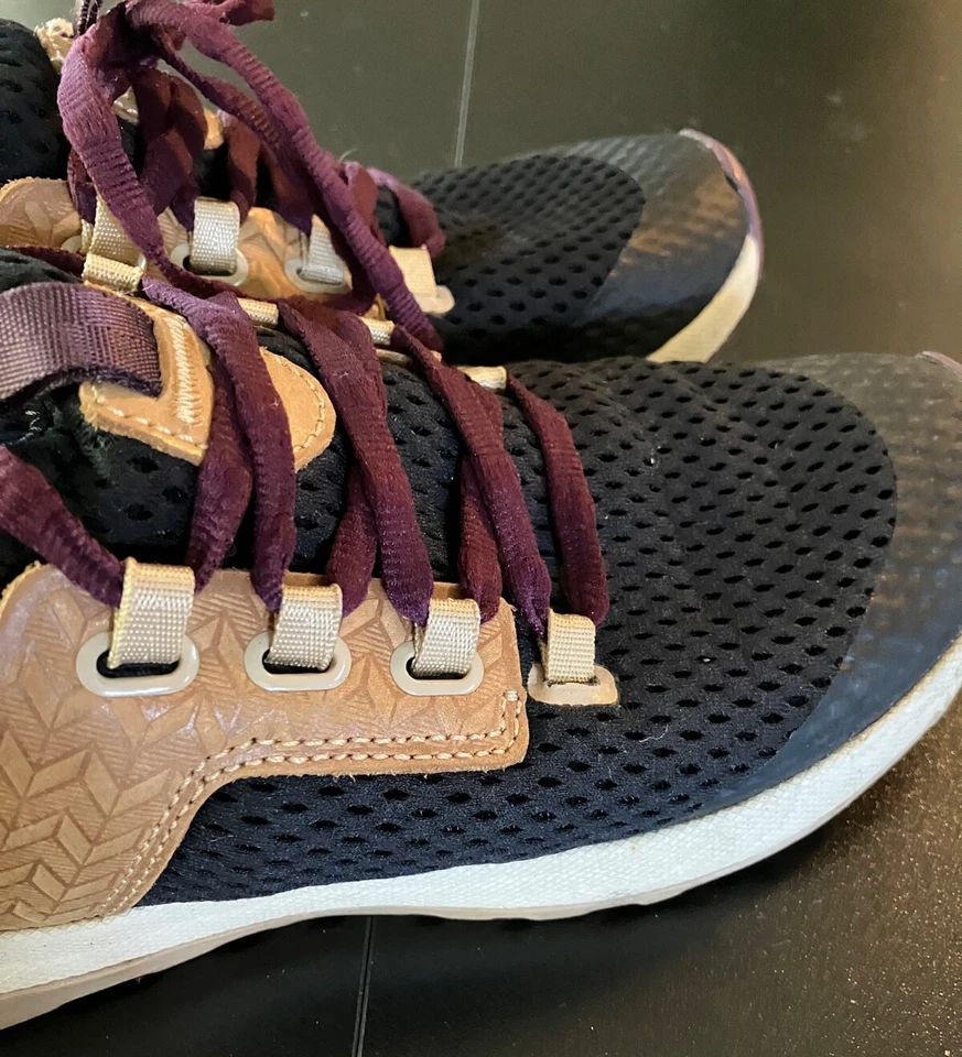 OLUKAI WAILUKU Ladies Sneakers Shoes BLACK MESH Brown Leather PURPLE TRIM sz 7.5 - Image 4 of 4