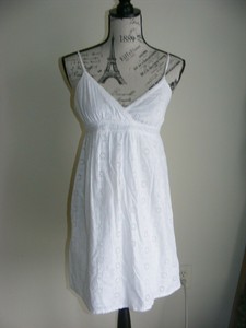 Aeropostale-White-Eyelet-Summer-Sundress-Dress-SMALL