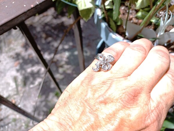 UNIQUE SOLID Sterling SILVER  Moving Cocktail Rin… - image 1