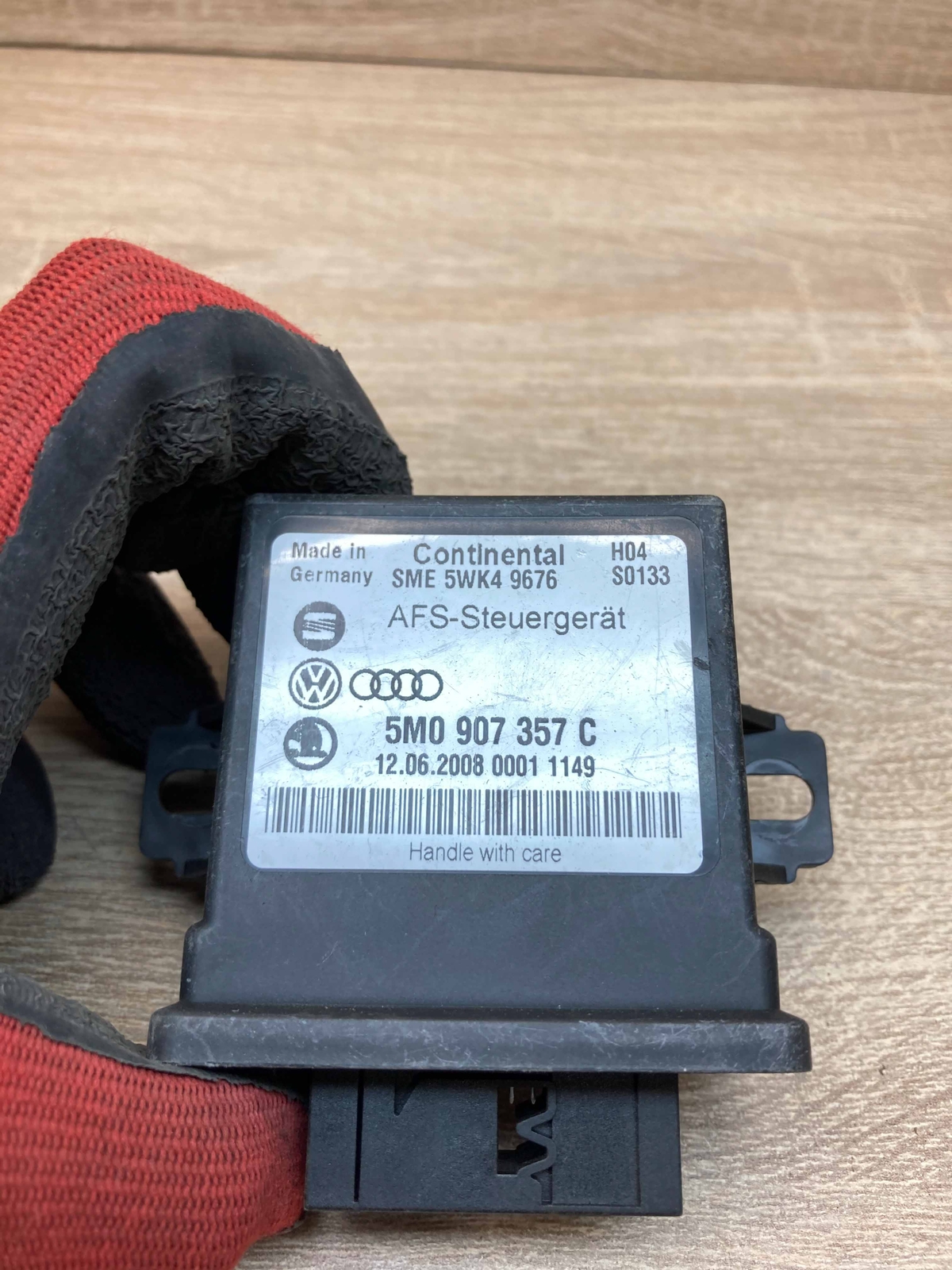 5M0907357C 5WK49676 Continental Skoda Superb Light Module Unit ECU 