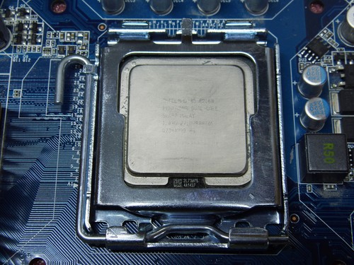 Placa madre Gigabyte GA-EG41MF-S2H + E2160 + 2 GB DDR - Imagen 4 de 7