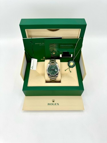 NEW 2025 Rolex Datejust 41mm 126300 Stainless Steel Oyster Green Dial - Picture 7 of 8