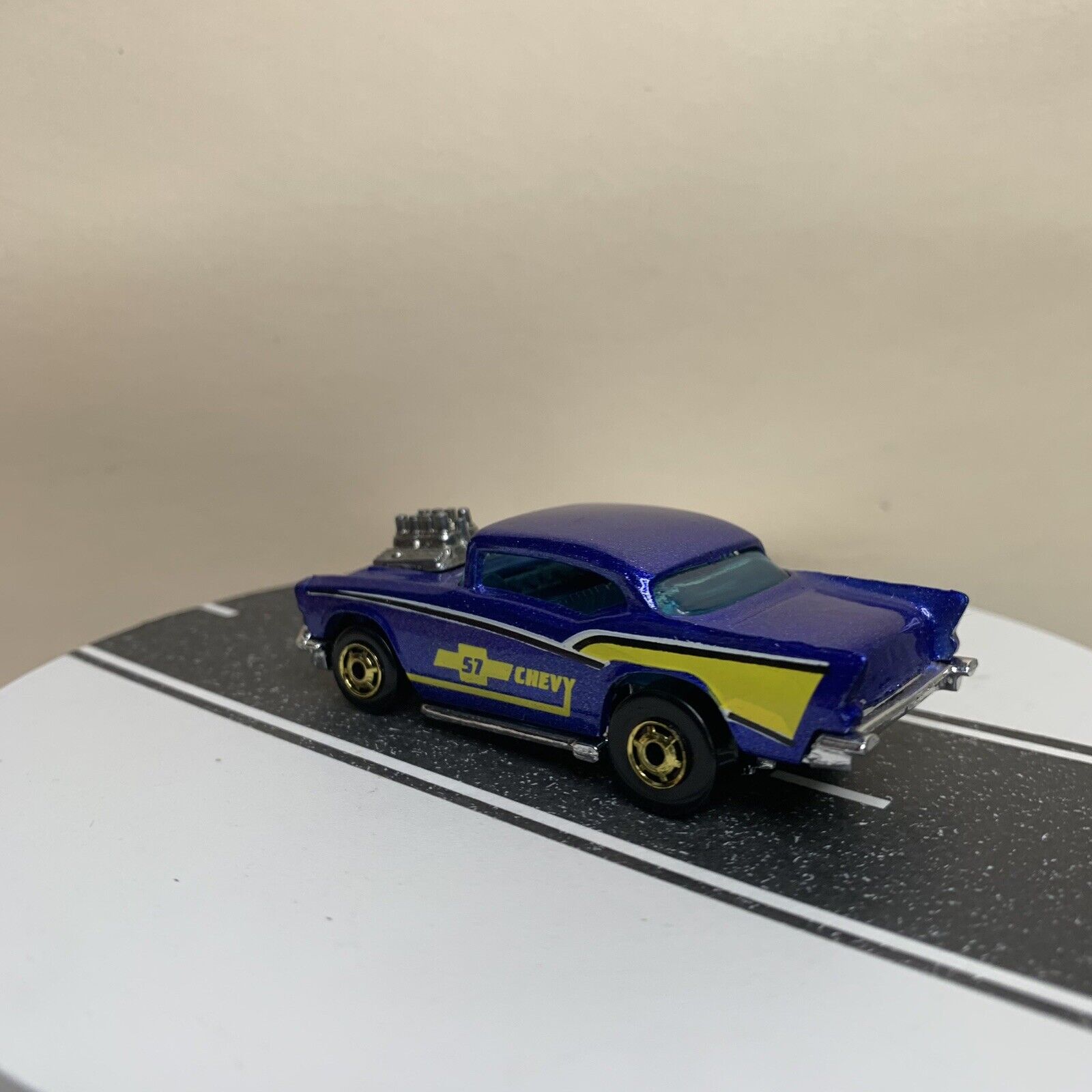 Picture 10 of 16