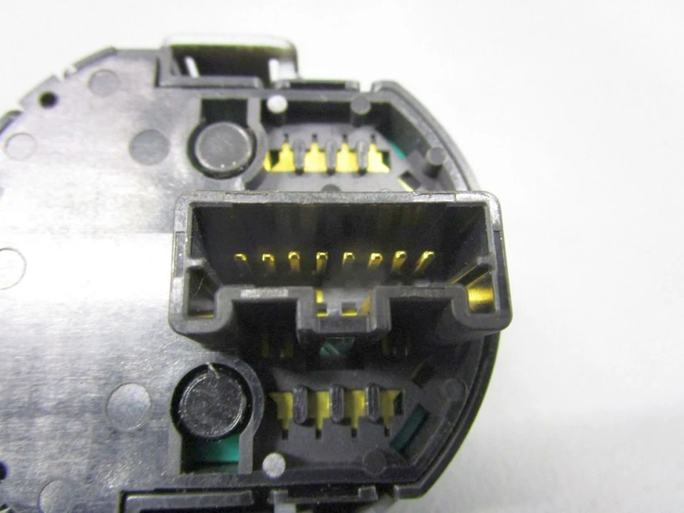 Interruptor 4x4 NISSAN X-TRAIL (T30) 2.2 DCI Foto 4 de 4