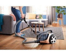 Philips PowerPro Ultimate 2,2 litre Aspirateur sans Sac Philips PowerPro Ultimate 2,2 litre Aspirateur sans Sac