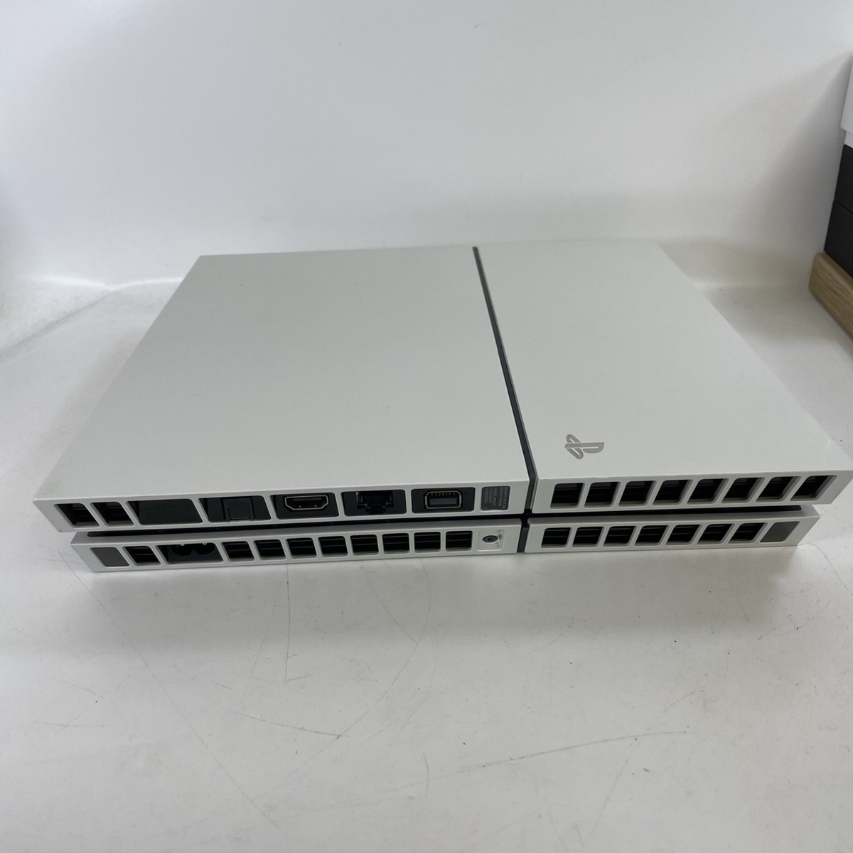 Sony Playstation 4 Original 500GB White Model - CUH-1116A