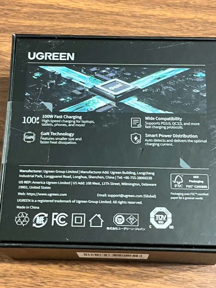 UGREEN Uno 机器人 100W USB GaN 快速充电器 — 第 4/4 张图片