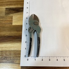 Vintage CRAFTSMAN PRUNERS trimmer GARDEN TOOL MADE IN USA Nice green metal