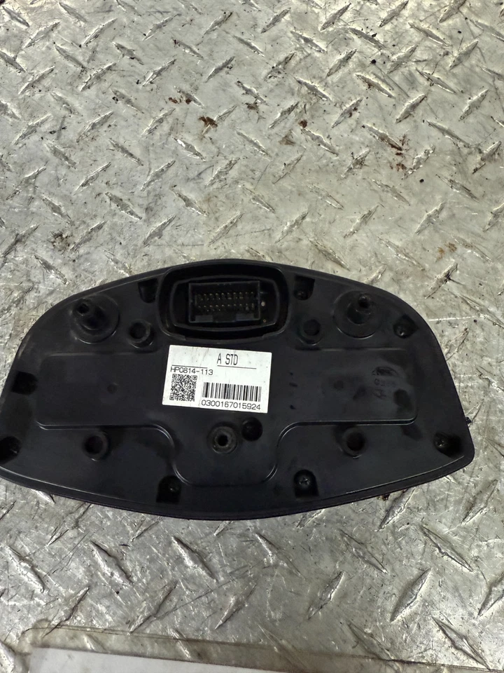 Honda CBR 600RR 2015 velocímetro Foto 3 de 4