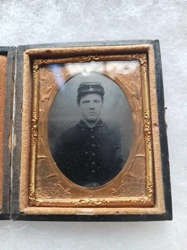 US Civil War Tin Type of Soldier in Case Beautiful frame Drums Cannons Swords