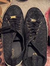 Women shoes for Sale. Good conditions  size 8.5 all different colors.