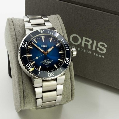 Armbanduhr Oris Aquis Date, Caliber 400, Originalbox, Uhrinstinkt-Zertifikat
