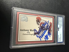 Anthony Munoz signed autograph 2000 Fleer Greats football card Bengals PSA SLAB