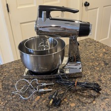 Vtg 70s Sunbeam Mixmaster Model MMB Chrome 12-Speed Stand Mixer Complete