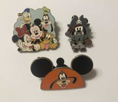 Lot Of Disney Collector Pins 2007, 2008 Mickey, Minnie, Donald Duck, Goofy 
