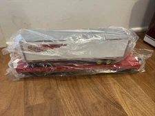 MTH 20-95216 TCA Convention Red Flat Car with trailer