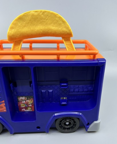 Hot Wheels Skate Taco Truck Play Set Case 2022 Mattel Tony's Rad Tacos - Picture 3 of 12