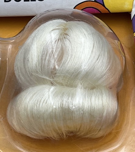 "Pequeña peluca boutique vintage de los años 70 para muñecas de moda de 11,5"" como Barbie caja original" - Imagen 8 de 11