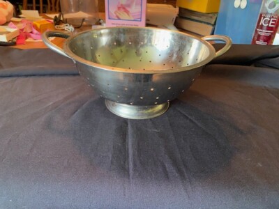 Stainless Steel Quart Colander Strainer Pasta Steam Vegetables Durable  Drainer - Main Image